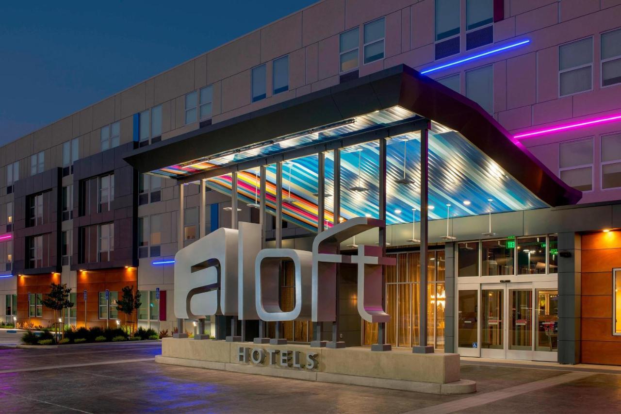 Aloft Omaha West Hotell Exteriör bild
